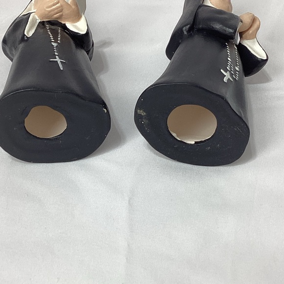 Vintage Nun Figurine Set of Two Made In Japan - Picture 7 of 8